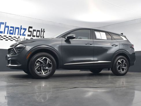 Certified 2025 Kia Sportage LX AWD/4WD image 18