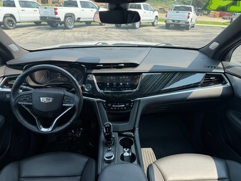 Used 2024 Cadillac XT6 Premium Luxury w/ LPO, Floor Liner Package AWD/4WD image 24