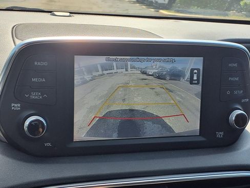 Used 2020 Hyundai Santa Fe SEL FWD image 4