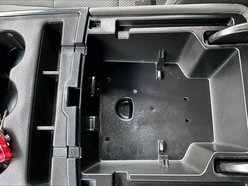 Used 2018 GMC Sierra 1500 SLE image 34