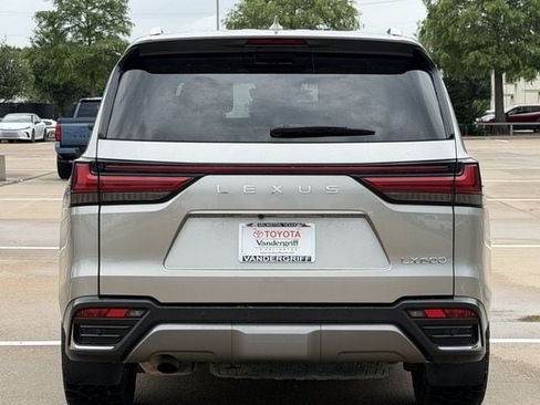 Used 2023 Lexus LX 600 4WD w/ Accessory Package (Z1) image 5