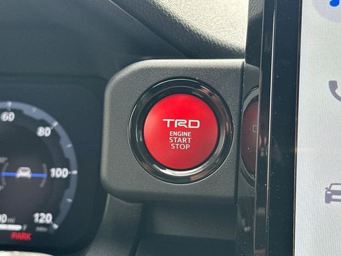 New 2026 Toyota 4Runner TRD Off-Road Premium AWD/4WD image 24