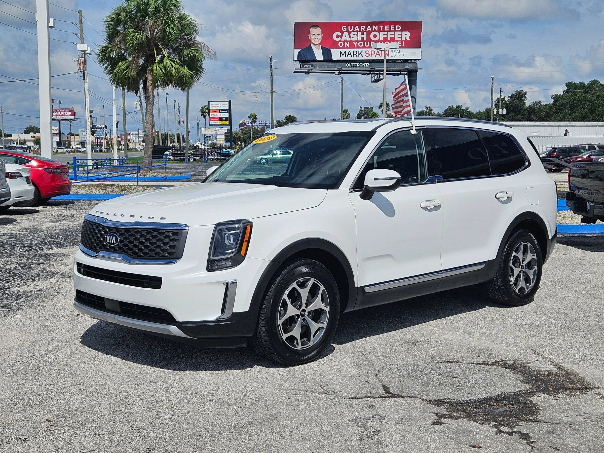 Used 2020 Kia Telluride EX FWD image 2