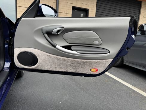 Used 2001 Porsche Boxster S RWD image 46
