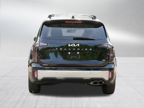 Certified 2024 Kia Telluride EX w/ EX Captain's Chair Package AWD/4WD image 6