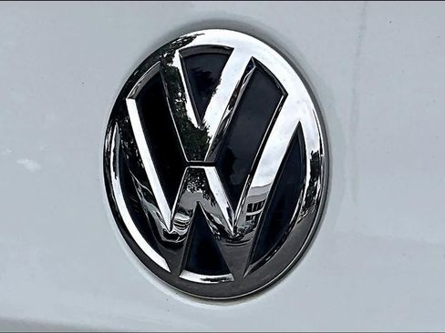 Used 2020 Volkswagen Passat 2.0T S image 9