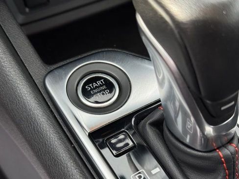 Used 2025 Nissan Sentra SR FWD image 19