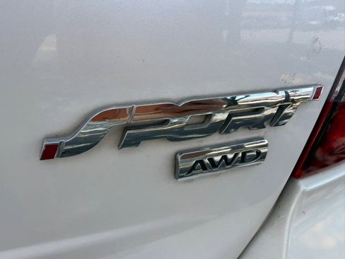 Used 2011 Ford Edge Sport w/ Driver Entry Pkg AWD/4WD image 8