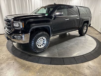 Used 2017 GMC Sierra 1500 SLT w/ SLT Premium Package