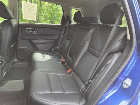 Used 2021 Nissan Rogue SL FWD image 28