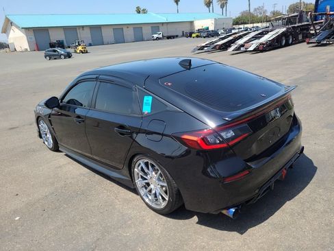 Used 2025 Honda Civic Sport image 2