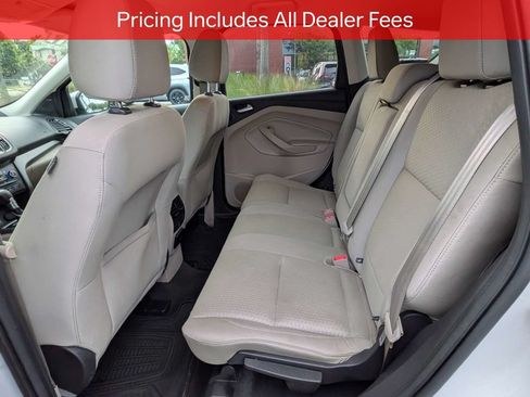 Used 2017 Ford Escape SE w/ Equipment Group 201A FWD image 14