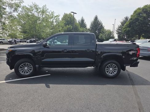 Used 2023 Chevrolet Colorado LT w/ LT Convenience Package II AWD/4WD image 20