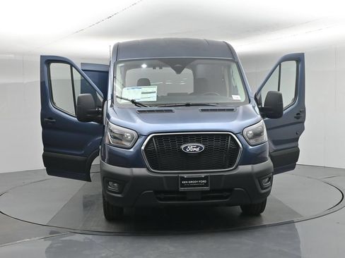 New 2026 Ford Transit 250 148 Medium Roof w/ Exterior Upgrade Package RWD image 26