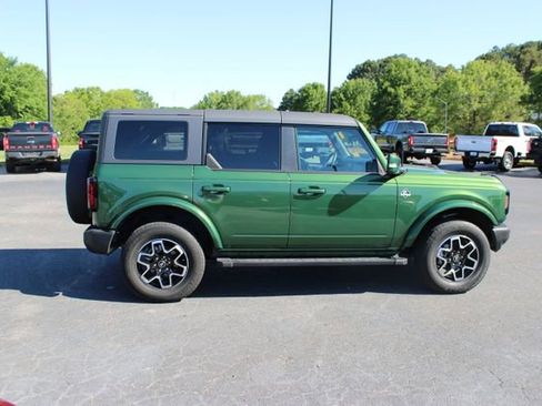 Used 2022 Ford Bronco Outer Banks AWD/4WD image 17