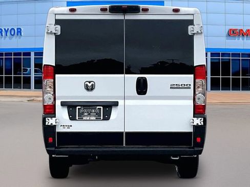 Used 2025 RAM ProMaster 2500 w/ U-Haul Equipment Group FWD image 6