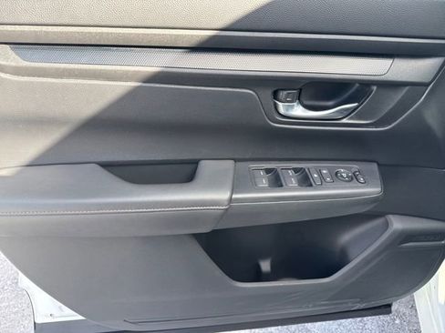 Used 2024 Honda CR-V Sport image 9