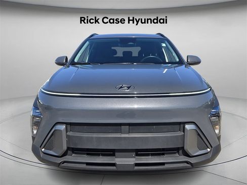 Used 2024 Hyundai Kona SEL w/ Convenience Package image 5