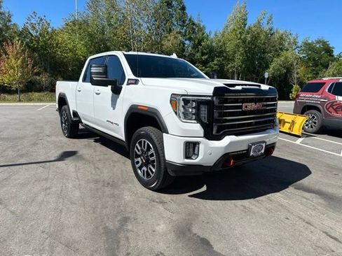 Used 2022 GMC Sierra 3500 AT4 w/ AT4 Preferred Package AWD/4WD image 7