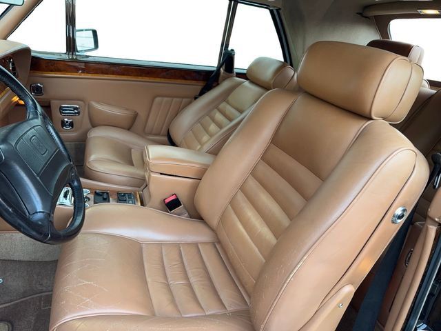 Used 1991 Rolls-Royce Corniche III RWD image 10