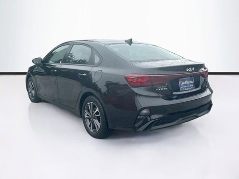Certified 2023 Kia Forte LXS image 3