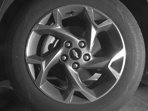 Used 2025 Chevrolet Trax LT w/ LT Convenience Package FWD image 12