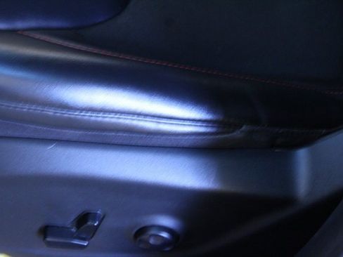 Used 2020 Jeep Cherokee Trailhawk w/ Cold Weather Group image 13