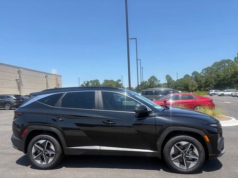Certified 2025 Hyundai Tucson SEL AWD/4WD image 7