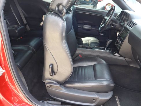 Used 2009 Dodge Challenger R/T RWD image 24