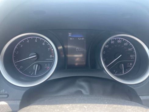 Used 2022 Toyota Camry LE w/ Carpet Mat Package (TMS) FWD image 6
