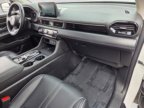 Used 2024 Honda Pilot Elite image 22