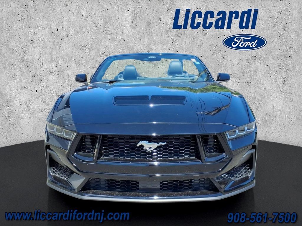 Used 2024 Ford Mustang GT Premium RWD image 2