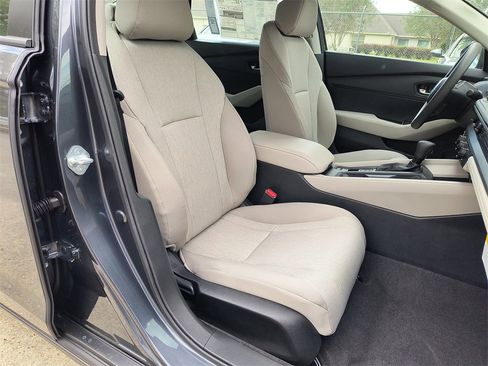 New 2025 Honda Accord LX image 11
