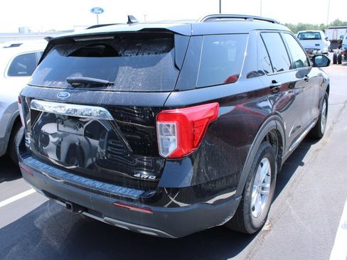 Used 2021 Ford Explorer XLT w/ Equipment Group 202A AWD/4WD image 5