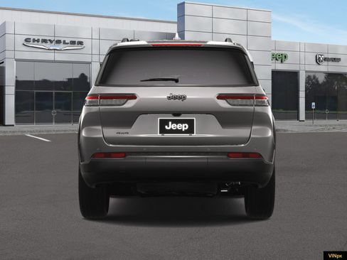 New 2025 Jeep Grand Cherokee L Altitude image 6