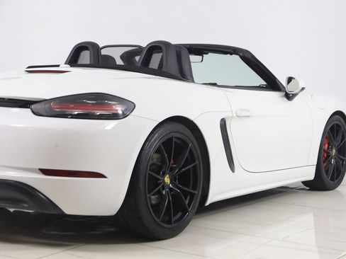 Used 2017 Porsche 718 Boxster S RWD image 58