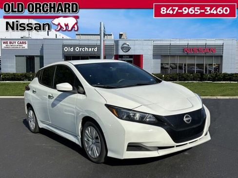 Used 2024 Nissan Leaf S image 3