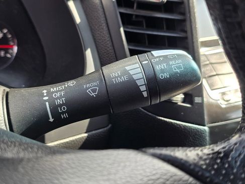 Used 2011 INFINITI FX35 2WD w/ Premium Pkg image 35