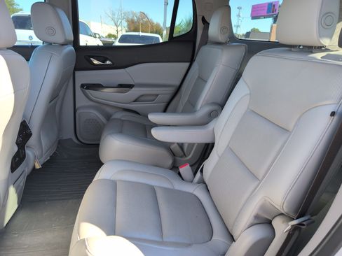 Used 2019 GMC Acadia SLT image 34