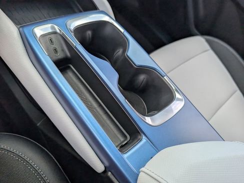 Used 2025 Chevrolet Equinox EV LT image 30