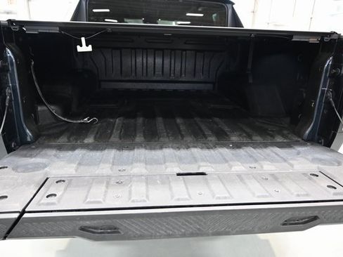 Used 2025 GMC Hummer EV 2X w/ LPO, Dark Essentials Package image 7