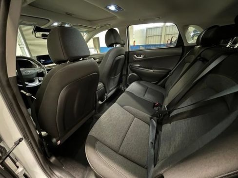 Used 2023 Hyundai Kona SEL FWD image 15