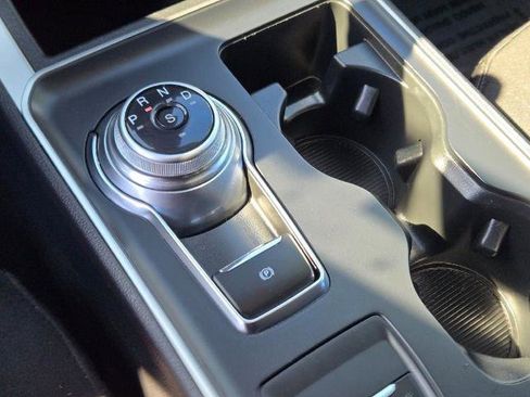 Certified 2024 Ford Edge SE w/ Black Appearance Package AWD/4WD image 29