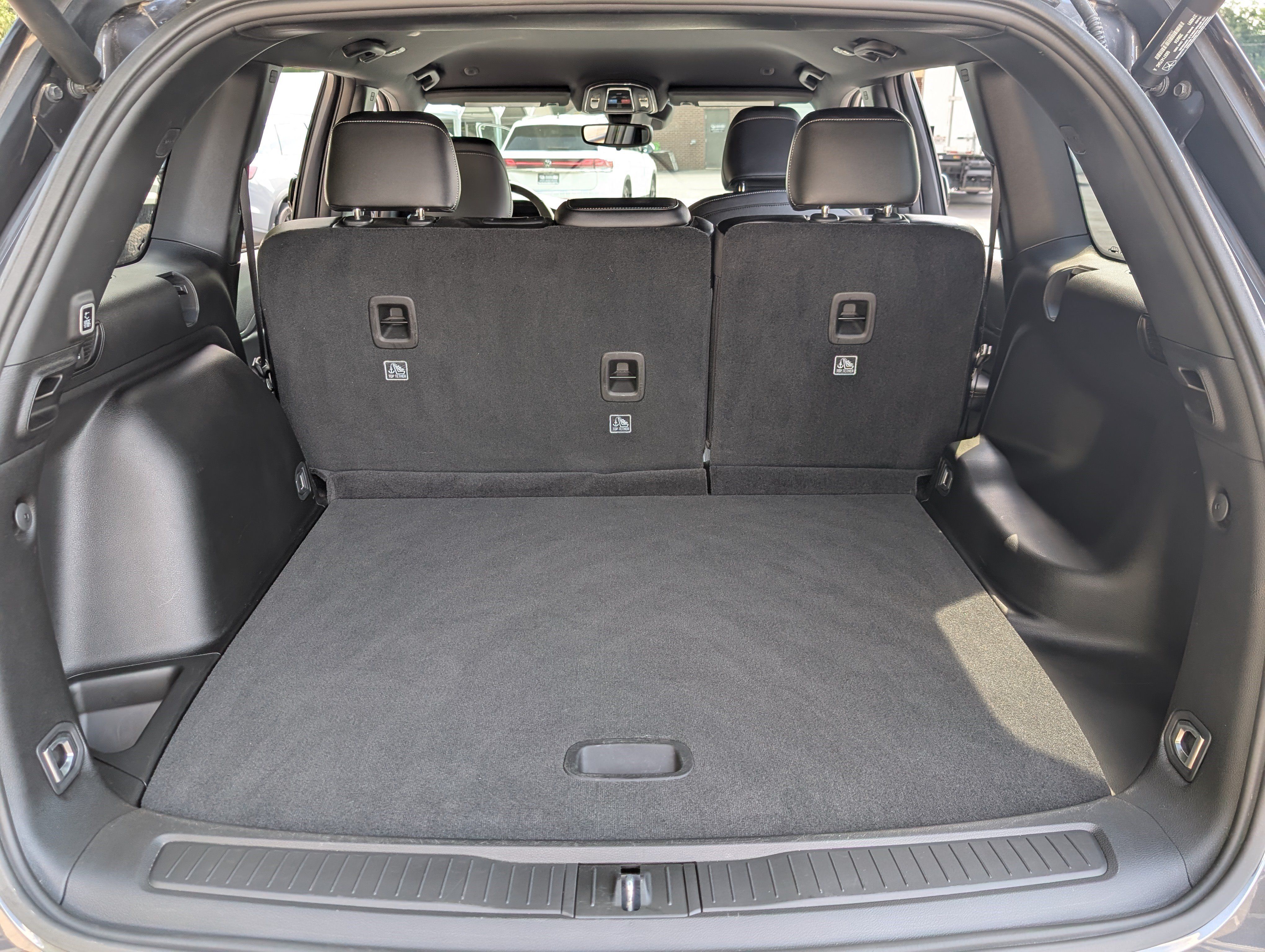 Used 2024 Jeep Grand Cherokee Altitude RWD image 18