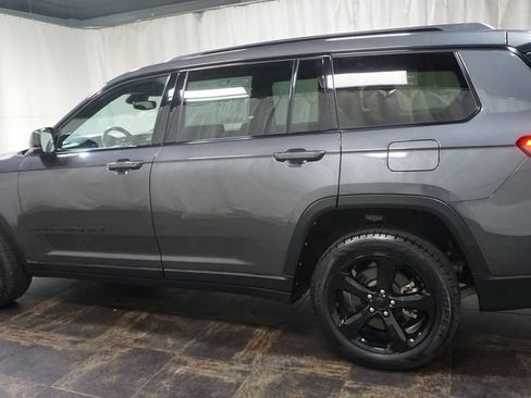 Used 2022 Jeep Grand Cherokee L Laredo AWD/4WD image 8