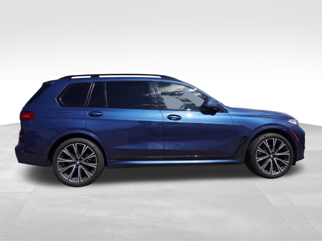 Used 2021 BMW X7 xDrive40i w/ M Sport Package AWD/4WD image 2