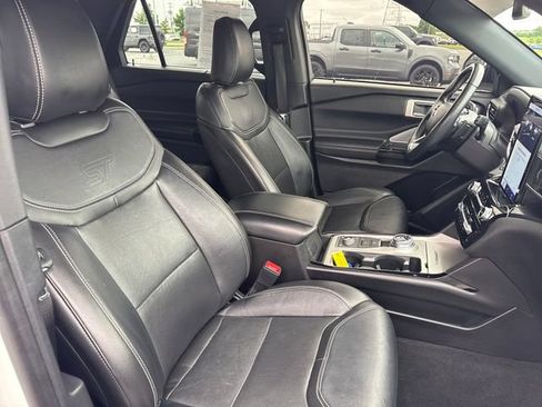 Used 2022 Ford Explorer ST w/ Equipment Group 401A AWD/4WD image 13