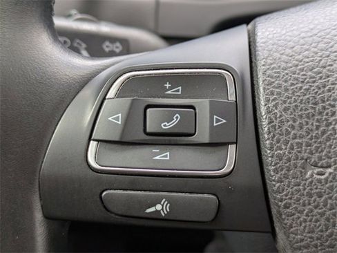 Used 2016 Volkswagen Tiguan S image 27