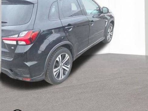 Used 2021 Mitsubishi Outlander Sport SE image 5