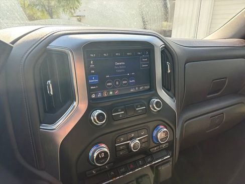 Used 2019 GMC Sierra 1500 SLE w/ SLE Value Package image 10